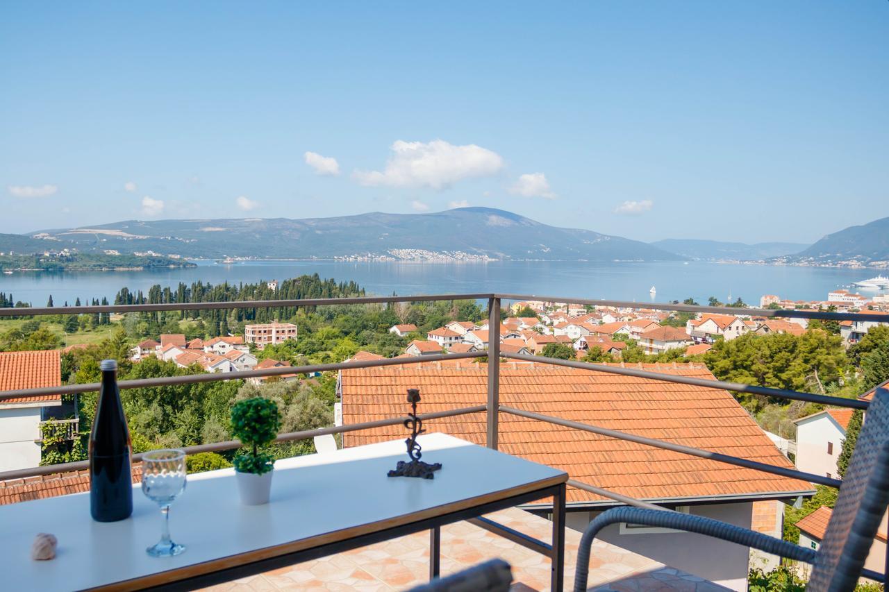 Apartmani Petar Tivat Buitenkant foto