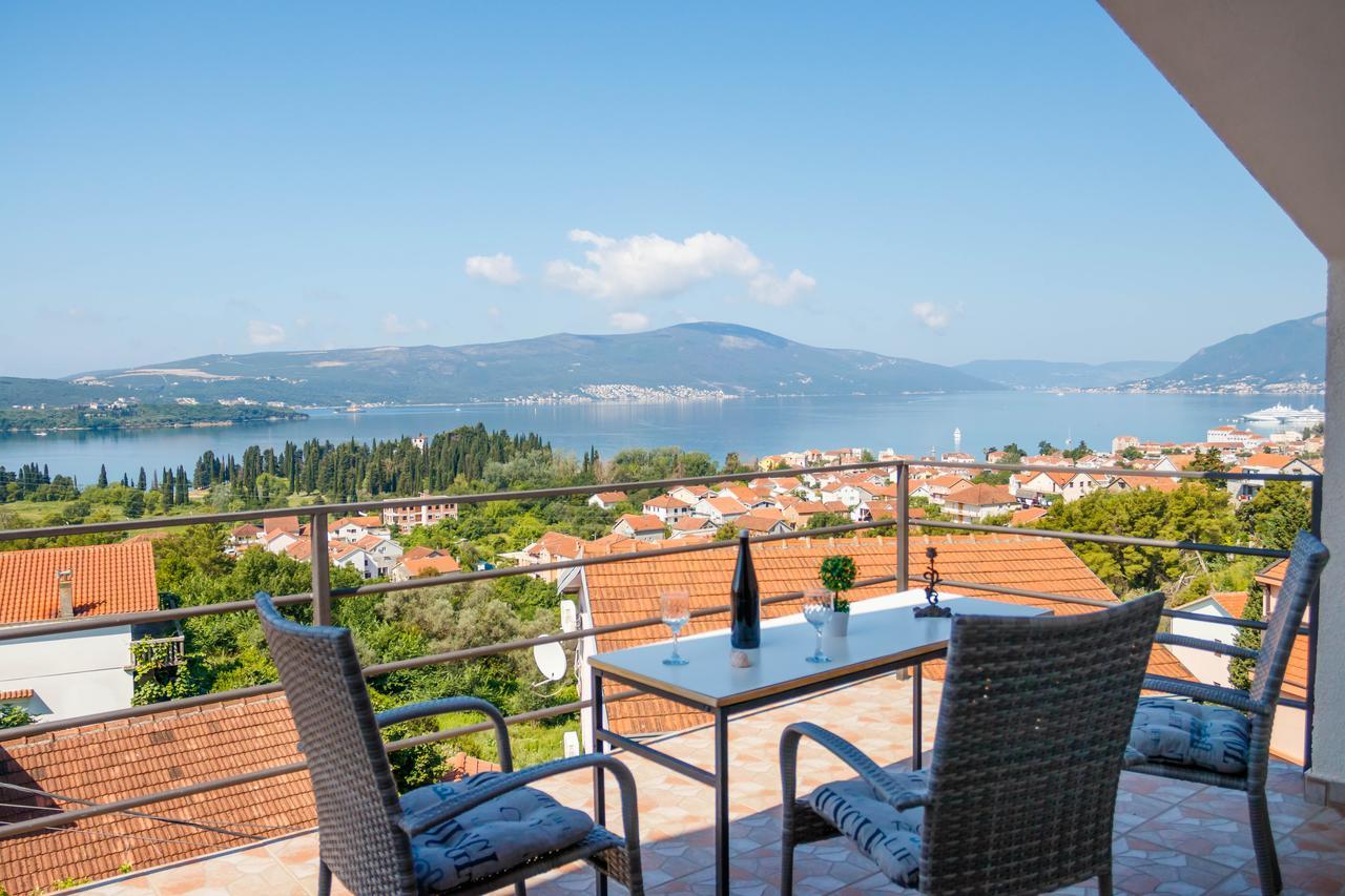 Apartmani Petar Tivat Buitenkant foto